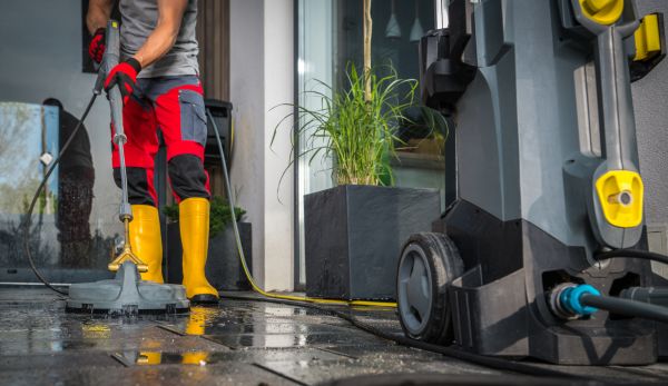 Cost of Commercial Pressure Cleaning in Spartanburg