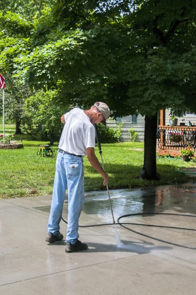 Cost of Driveway Concrete Cleaning in Spartanburg